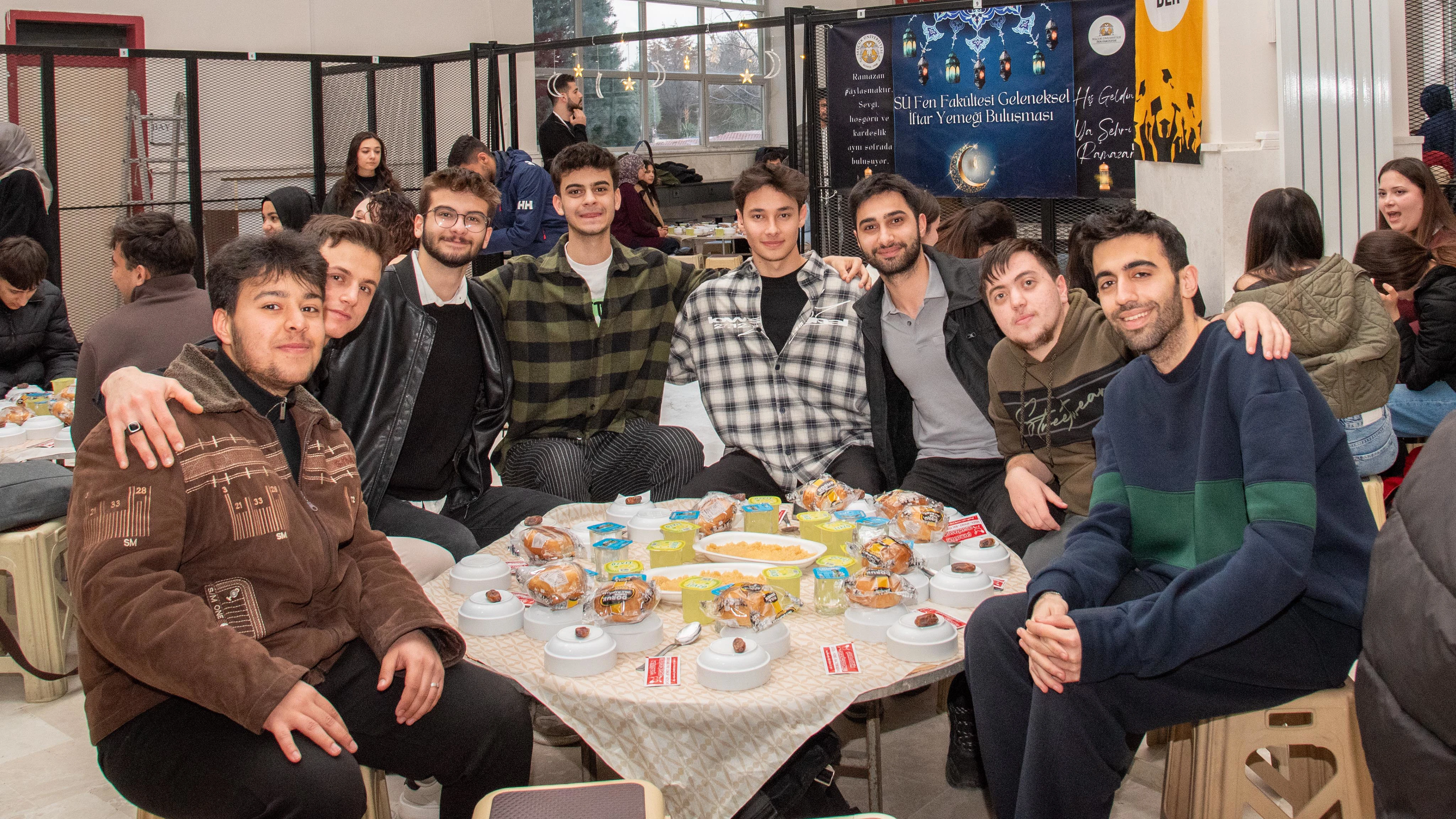 SÜMEDER ve Türkiye Diyanet Vakfından Fen Fakültesinde İftar Buluşması